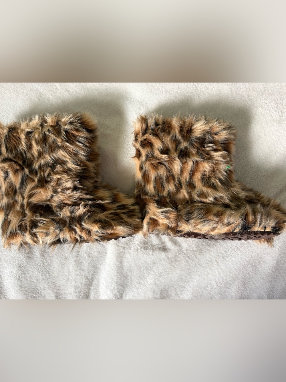Plush Leopard Faux Fur Mini Booties Size 9-9.5 NWOT!